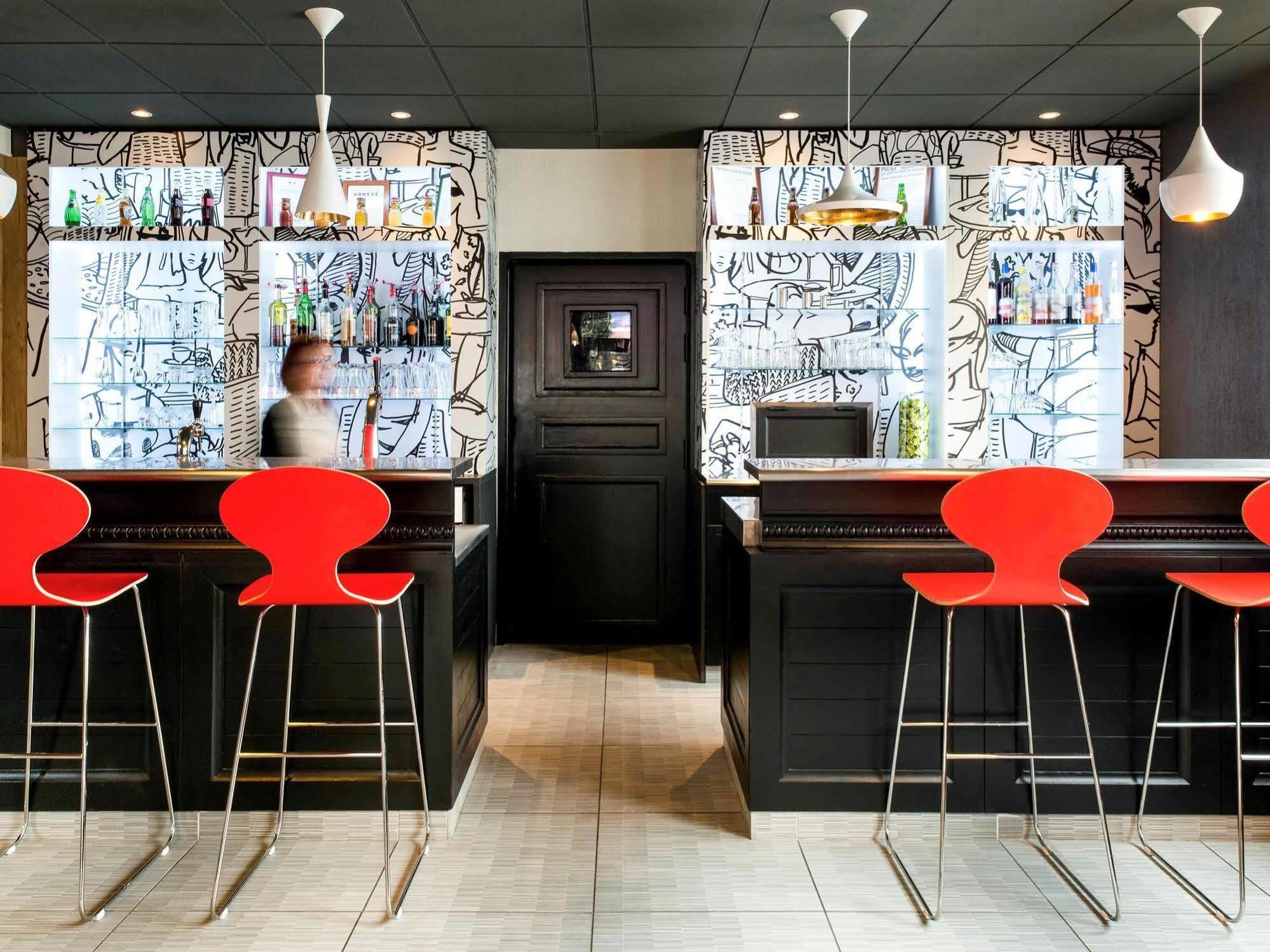 Hotel Ibis Porte Du Montblanc 3*