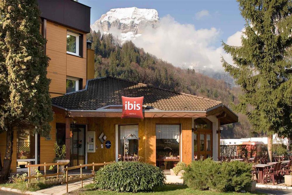 Hotel Ibis Porte Du Montblanc 3*